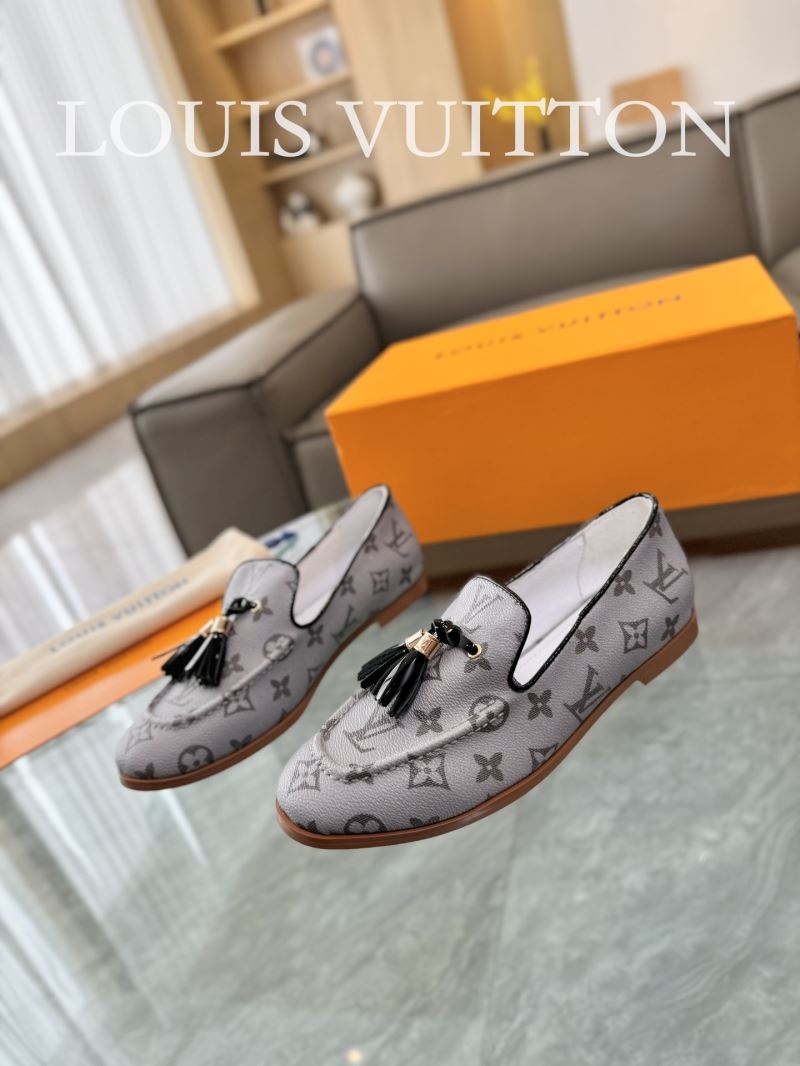 Louis Vuitton Low Shoes